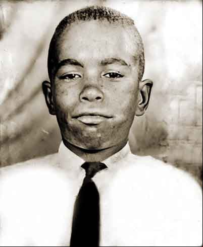 Luiz Antônio Feliciano Marcondes nasceu em Nova Iguaçu, no Rio de Janeiro, dia 29 de junho de 1949. Filho de músico, ganhou um concurso de cantores mirins aos dez anos de idade, interpretando um samba de Jamelão.