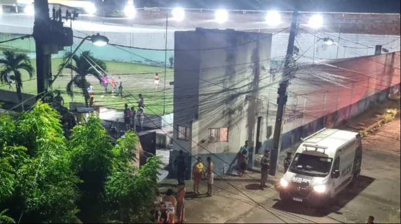 Local da chacina que deixou quatro mortos no bairro Barra do Ceará no último dia 6 de maio