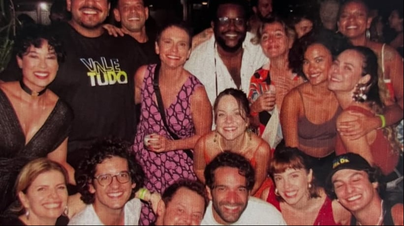 Parte do elenco de 