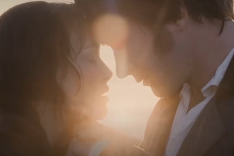 "Orgulho e Preconceito", dirigida por Joe Wright, comemora duas décadas em 2025 e continua a enfeitiçar os espectadores. "Orgulho e Preconceito", dirigida por Joe Wright, comemora duas décadas em 2025 e continua a enfeitiçar os espectadores.